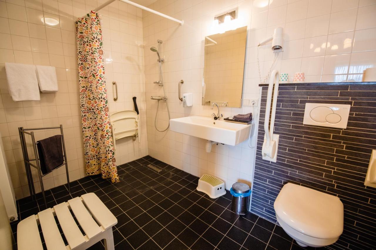 Hotel De Reiziger Ottersum エクステリア 写真